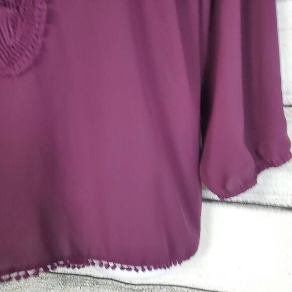 Maurices Purple Crochet Lace Blouse Long Sleeve Size 2 Sheer Feminine Boho Top - Picture 5 of 9